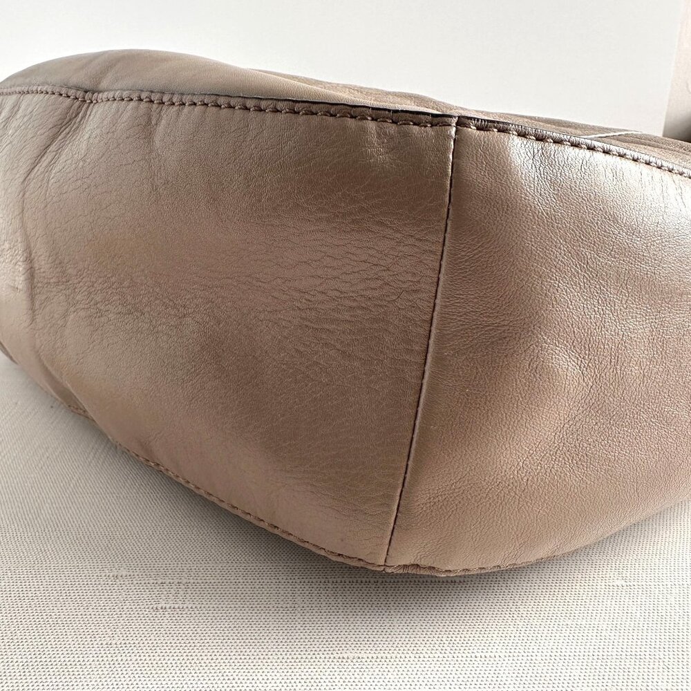 Coach Kristin Beige Leather Shoulder Bag - Picture 11 of 16